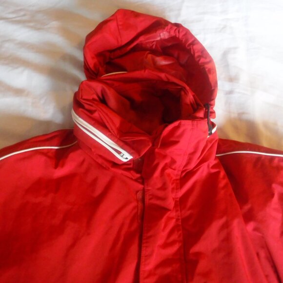 Fire + Ice Red Winter Jacket Coat Size 40 Large to XLarge Has Hood - Picture 11 of 12